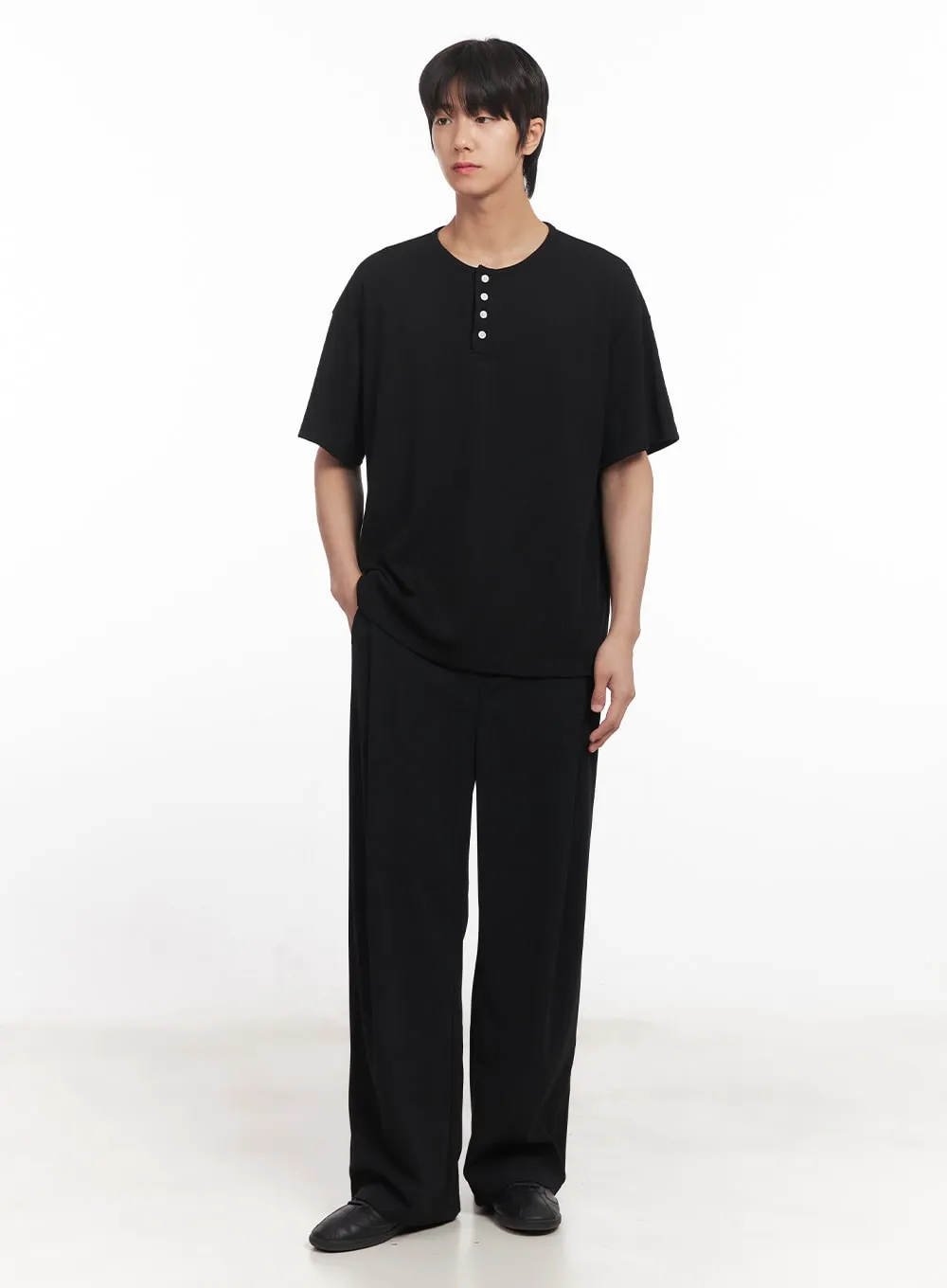 Men's Cooling Wide-Fit Tailored Pants IA510
