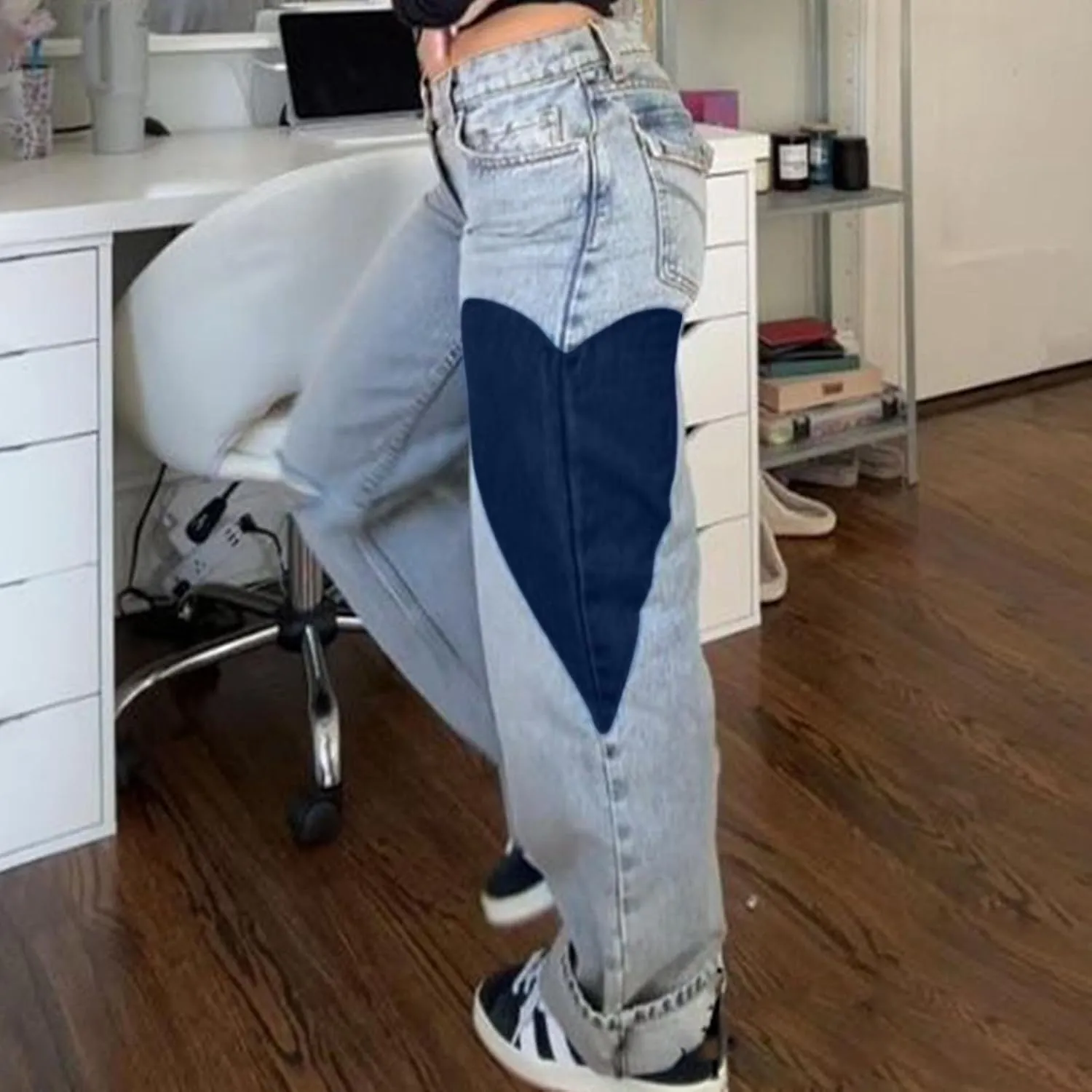 Wide Leg Jeans for Women Heart Patch High Waisted Denim Pants Casual Relaxed Distressed Vintage Streetwear Comfy Daily